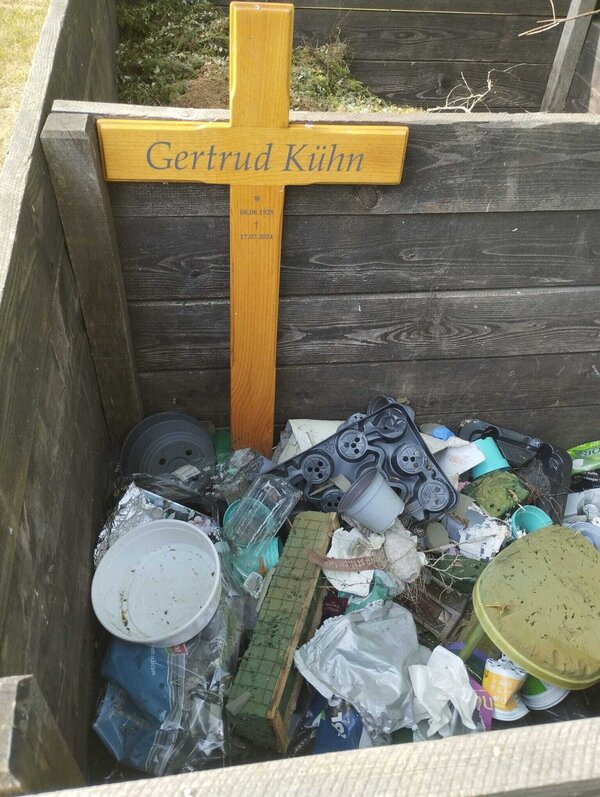 Bild vergr&ouml;&szlig;ern: e608d625de6d49b6b9627cddda83da59_g