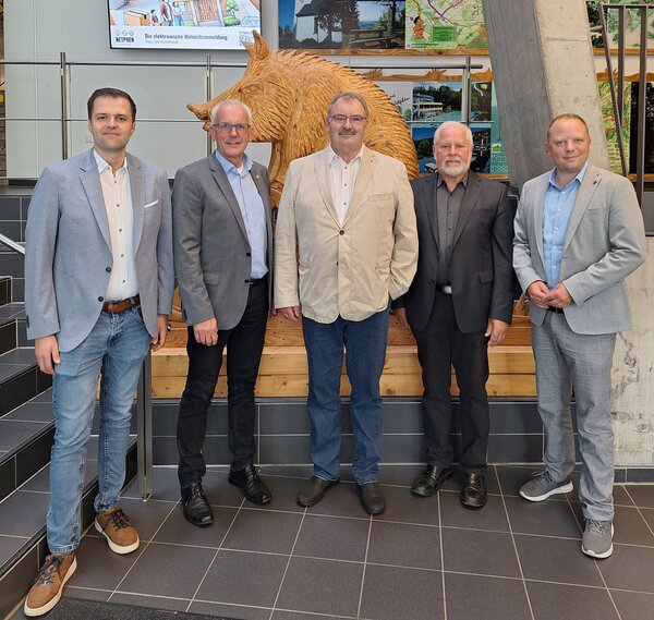 Bild vergr&ouml;&szlig;ern: Schiedsamtsübergabe Juli 2026
