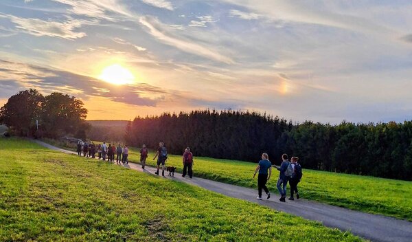 Bild vergr&ouml;&szlig;ern: Sunset Hike 2026
