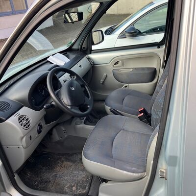 Bild vergr&ouml;&szlig;ern: Renault Kangoo